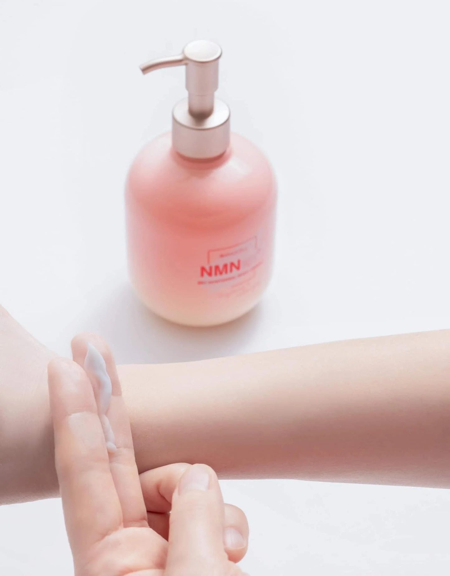 MIMOCELL NMN BIO WHITENING BODY CREAM 300ML